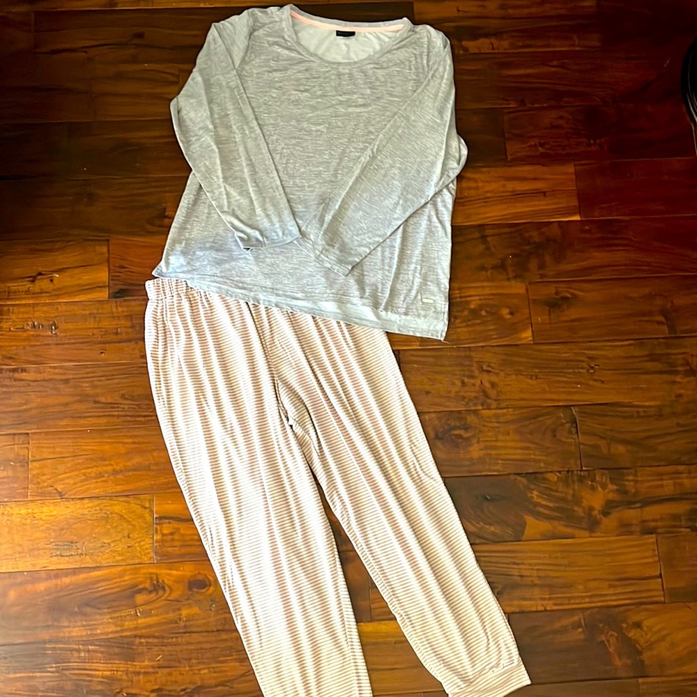 Tahari Pajama Set Gray/Pink